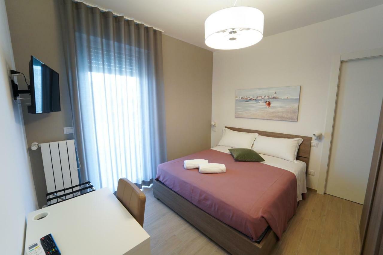 Wojtyla Airport Bari Bed and Breakfast Buitenkant foto