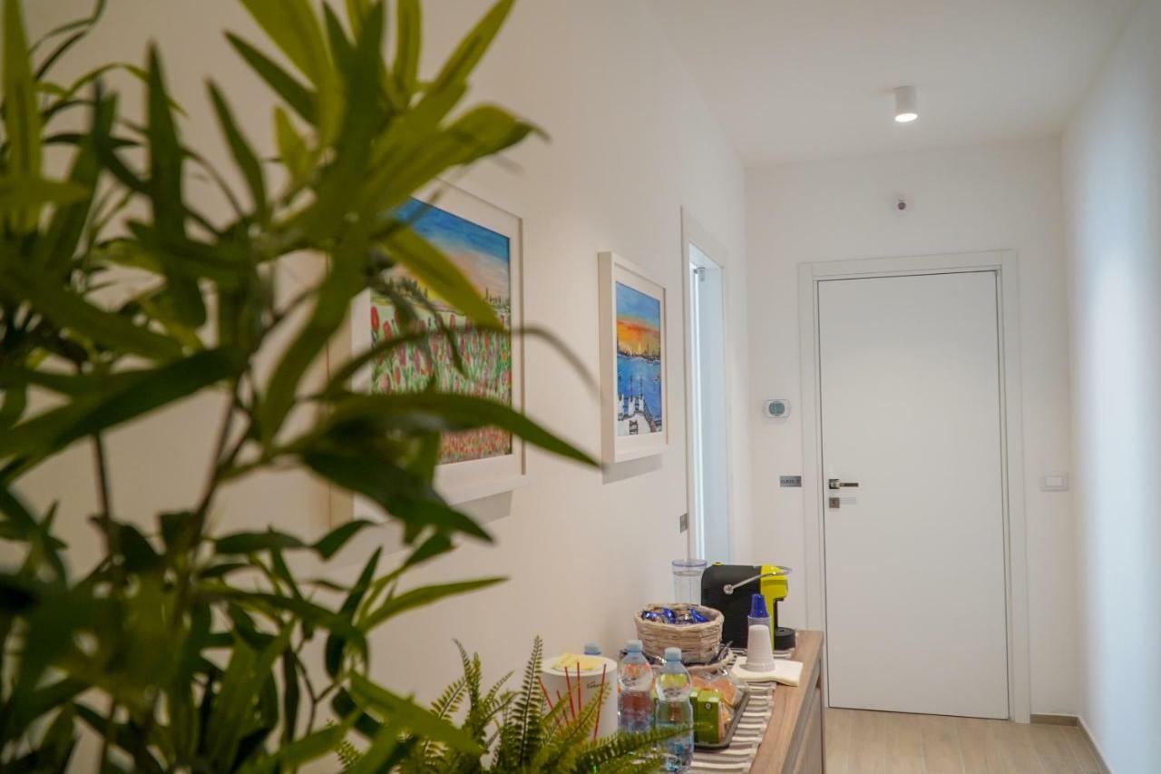 Wojtyla Airport Bari Bed and Breakfast Buitenkant foto
